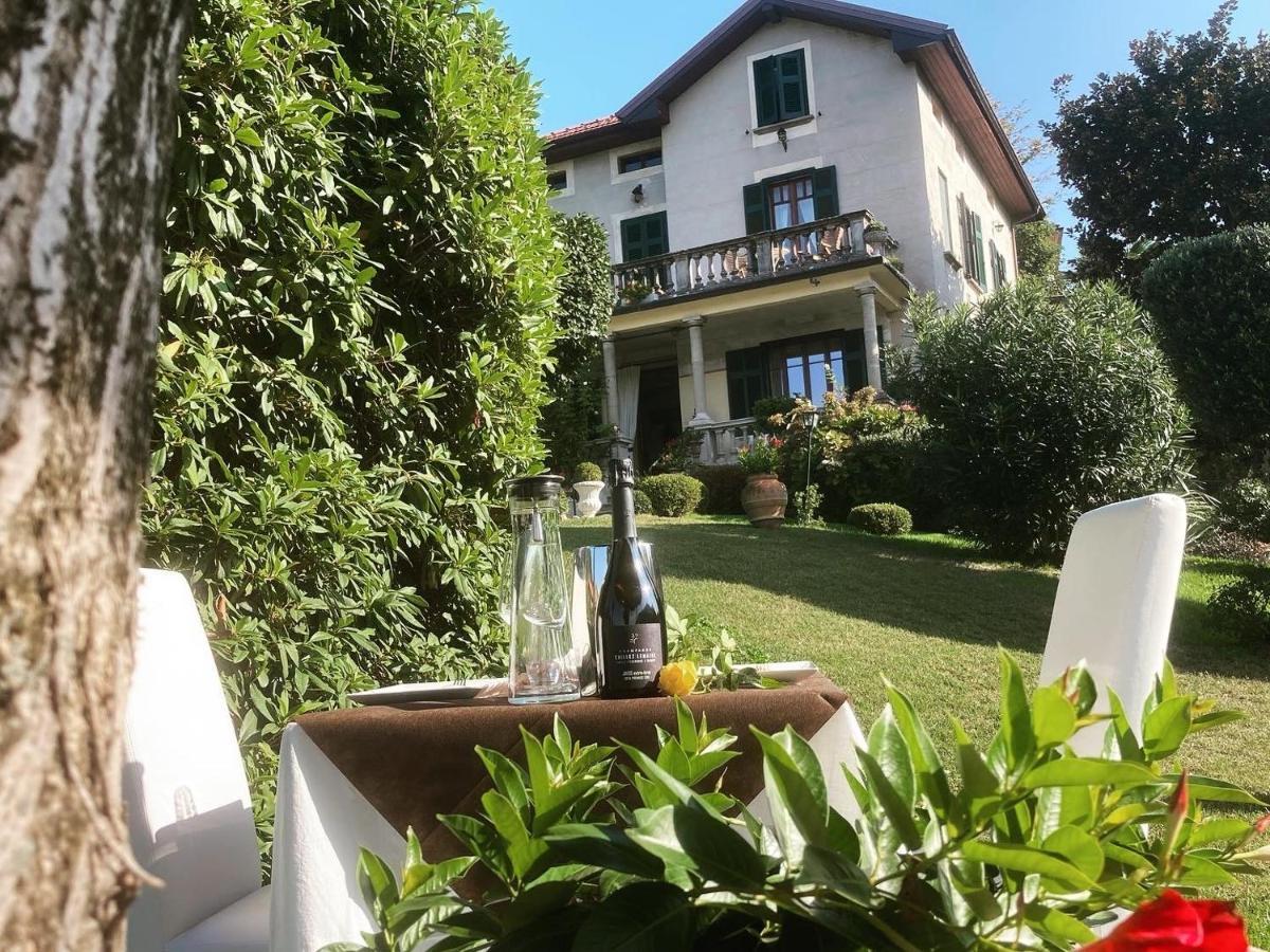 Il Motto Di Tommy Bed and Breakfast Castelveccana Εξωτερικό φωτογραφία